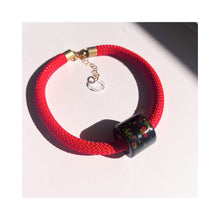 Load image into Gallery viewer, Cuenca multicolor specks necklace
