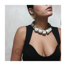 Load image into Gallery viewer, Tribu brutalista no.3
