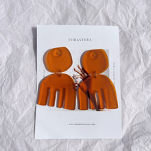 Load image into Gallery viewer, peineta earrings / more color available
