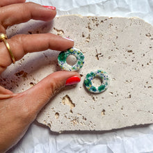 Load image into Gallery viewer, Hueso studs
