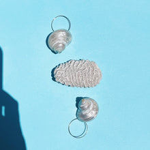 Load image into Gallery viewer, Shells hoops
