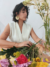 Load image into Gallery viewer, Taíno studs brass

