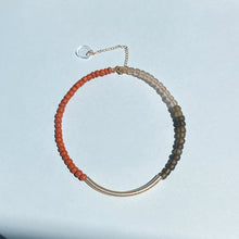 Load image into Gallery viewer, minimal recycled crystal necklace
