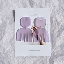 Load image into Gallery viewer, peineta earrings / more color available
